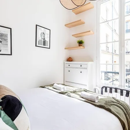 Guestready - Parisian Charm Near Notre-dame Apartment