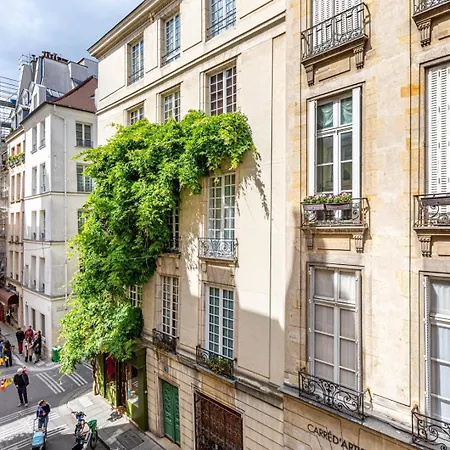 Guestready - Parisian Charm Near Notre-dame Appartamento Parigi