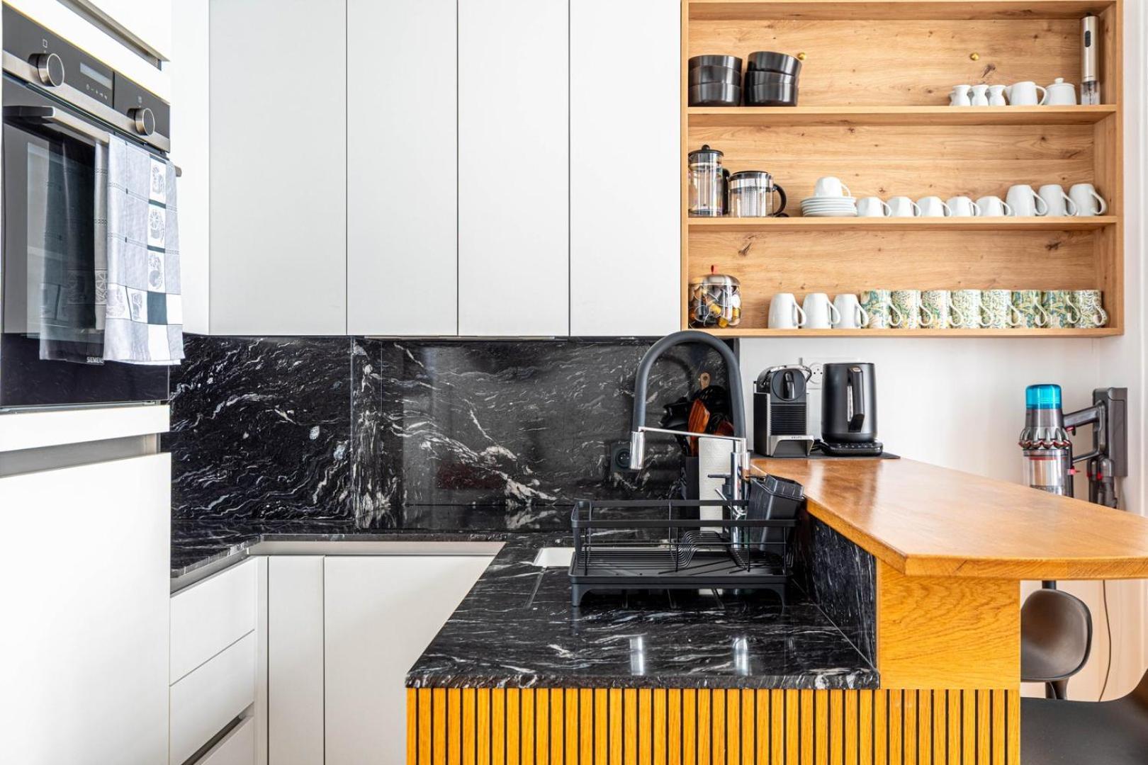 Guestready - Parisian Charm Near Notre-dame *